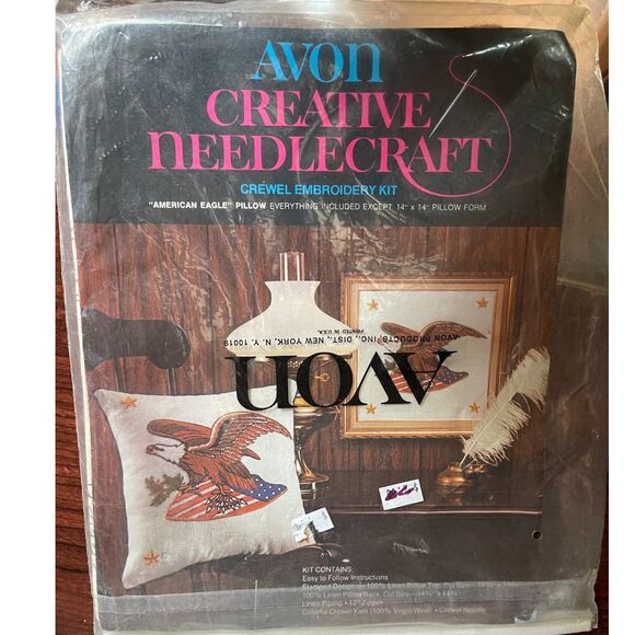 American Eagle Crewel Embroidery Pillow Kit Avon Creative Needlecraft 14"x14" - Picture 1 of 4